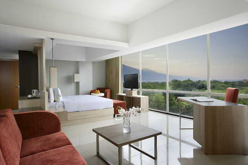 Hotel Santika Palu Exterior photo